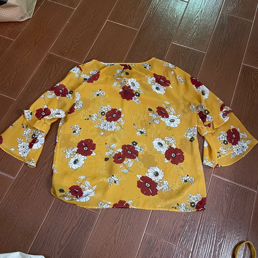 I N Studio Yellow Gold floral Blouse cami under set of 2 size PM petite medium - Picture 7 of 16